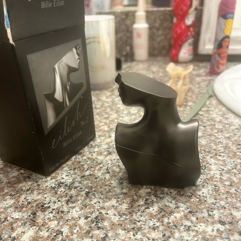 Billie Eilish perfume